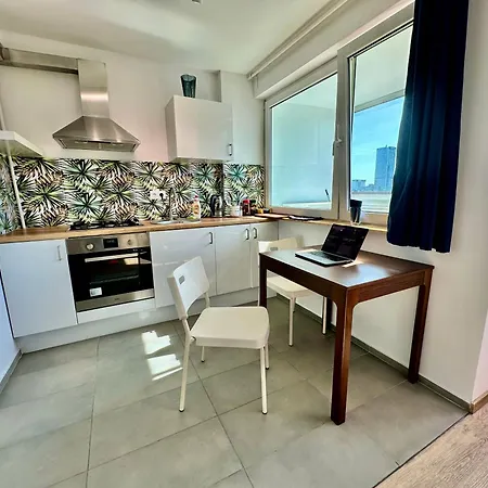 Sawa 4 Metro Fast Wifi 1 Gbs 70tv Netflix Hbo